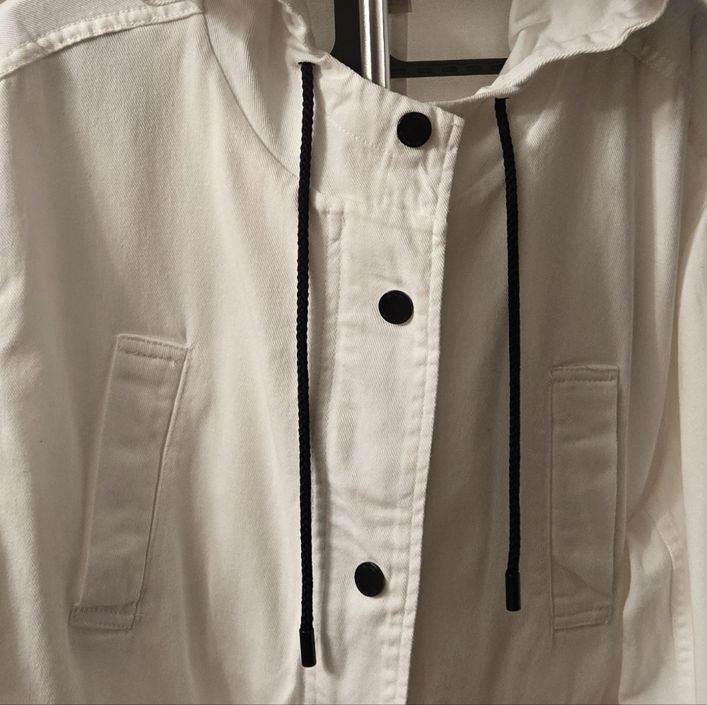 Michael Kors White Denmin Utility Jacket with Hood - Picture 3 of 8